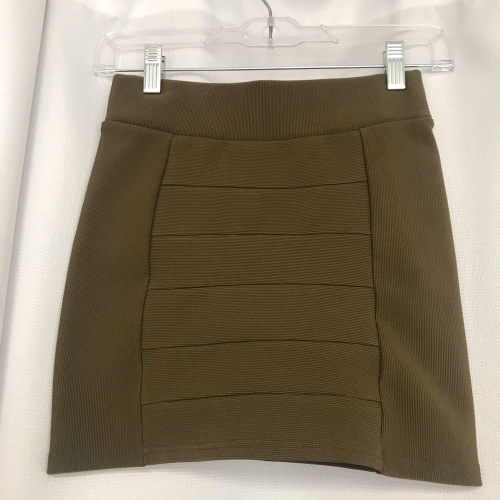 Olive paneled bodycon mini skirt - Picture 2 of 2